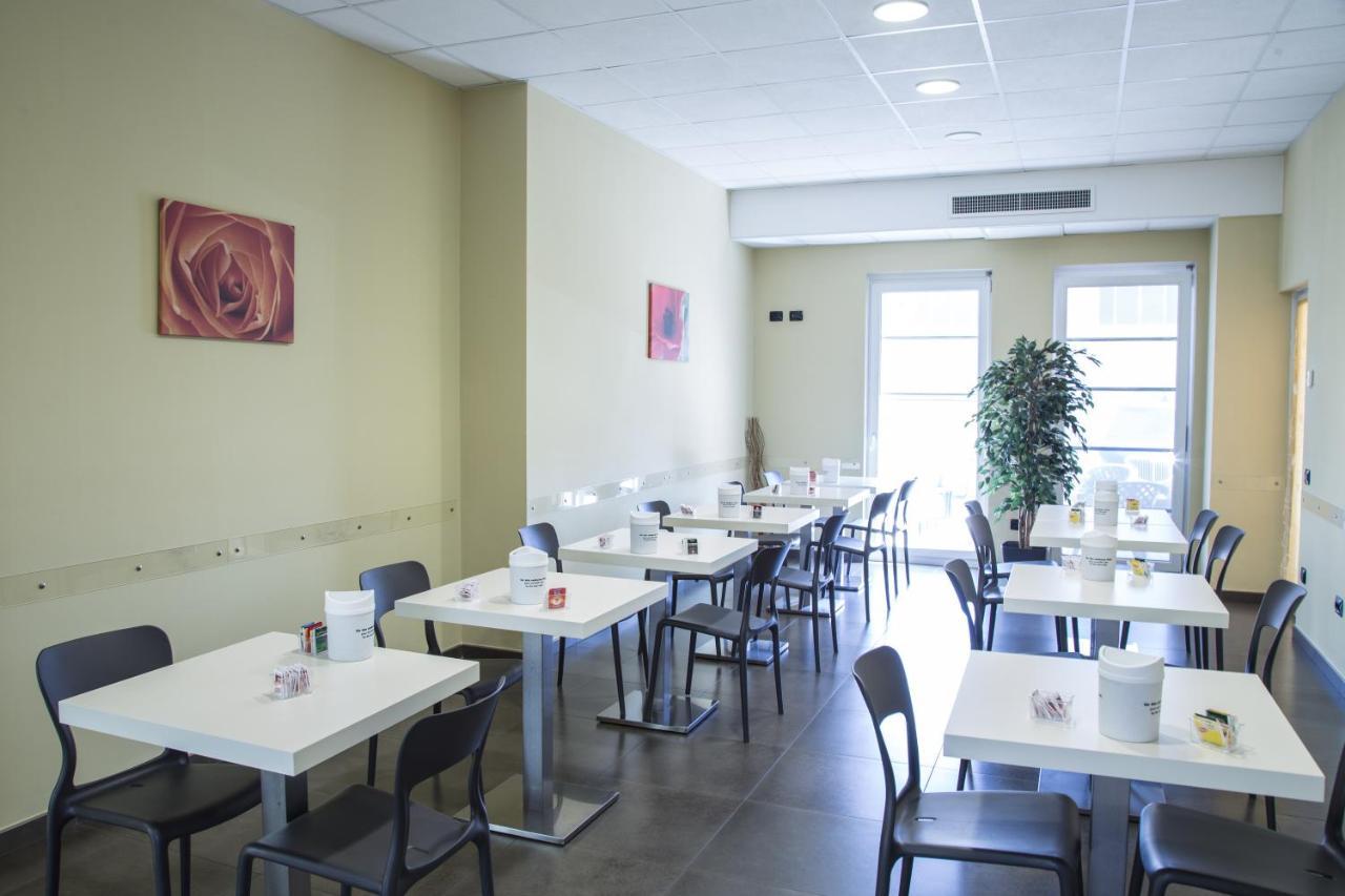 Viadana Hotel Motel Giglio מראה חיצוני תמונה
