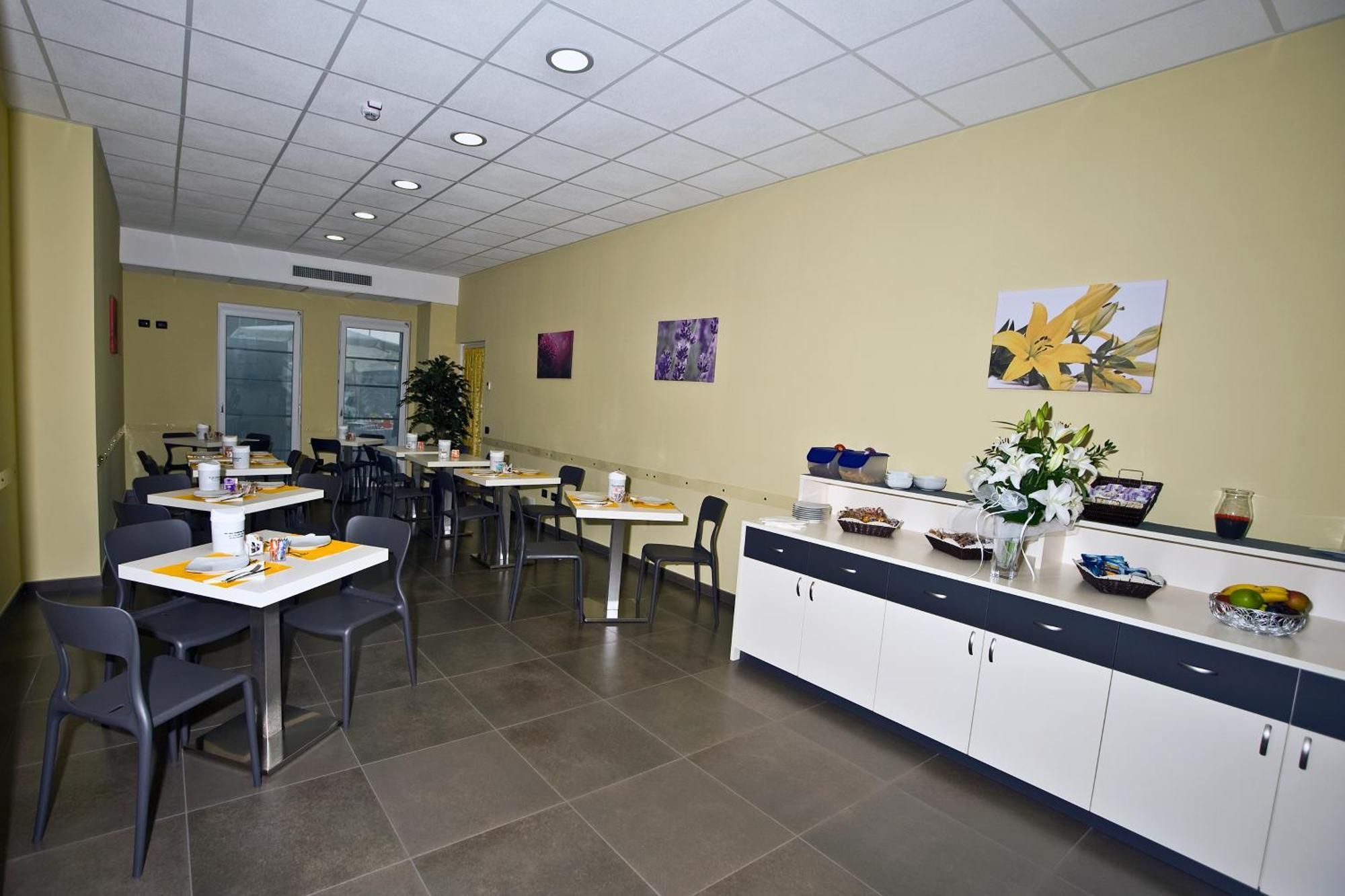 Viadana Hotel Motel Giglio מראה חיצוני תמונה